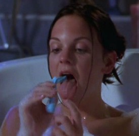Anna faris naked in scary movie