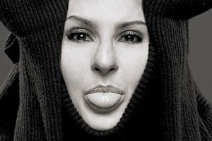 Nia Vardolos Tongue