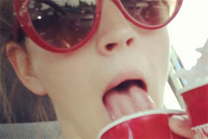 Britt Robertson Tongue
