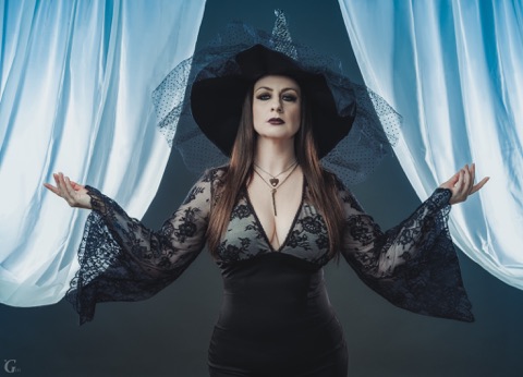 An Interview with Malvolia, Queen of Screams